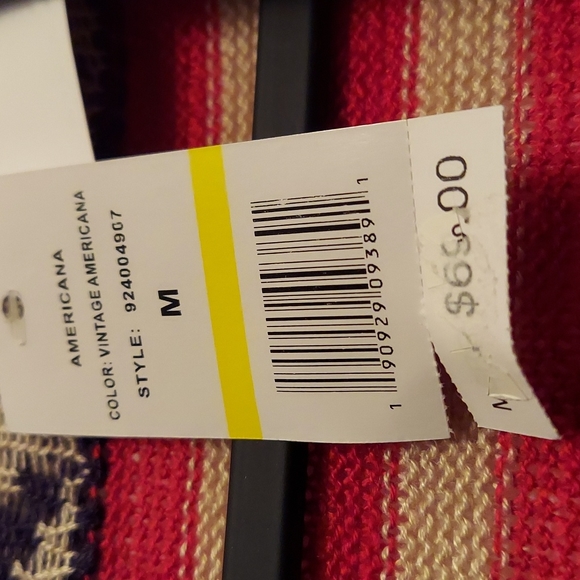 Women's One World sleeveless shawl - Picture 4 of 8